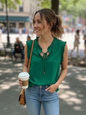 ✨ Tahari Green Sleeveless Blouse | Size 1X | NWT | Ruffle Detail ✨